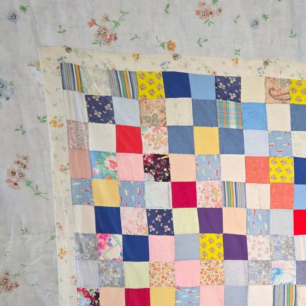 VTG Handmade Scrappy Patchwork Quilt Distressed 70x84 Scrap Fabric Floral Border
